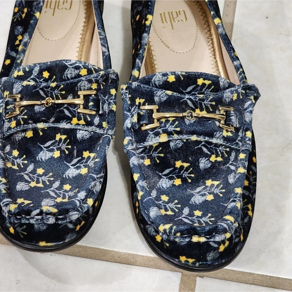 CAbi Womens Carnaby Velvet‎ Floral Gold Buckle Loafer Size 6M - Picture 2 of 8